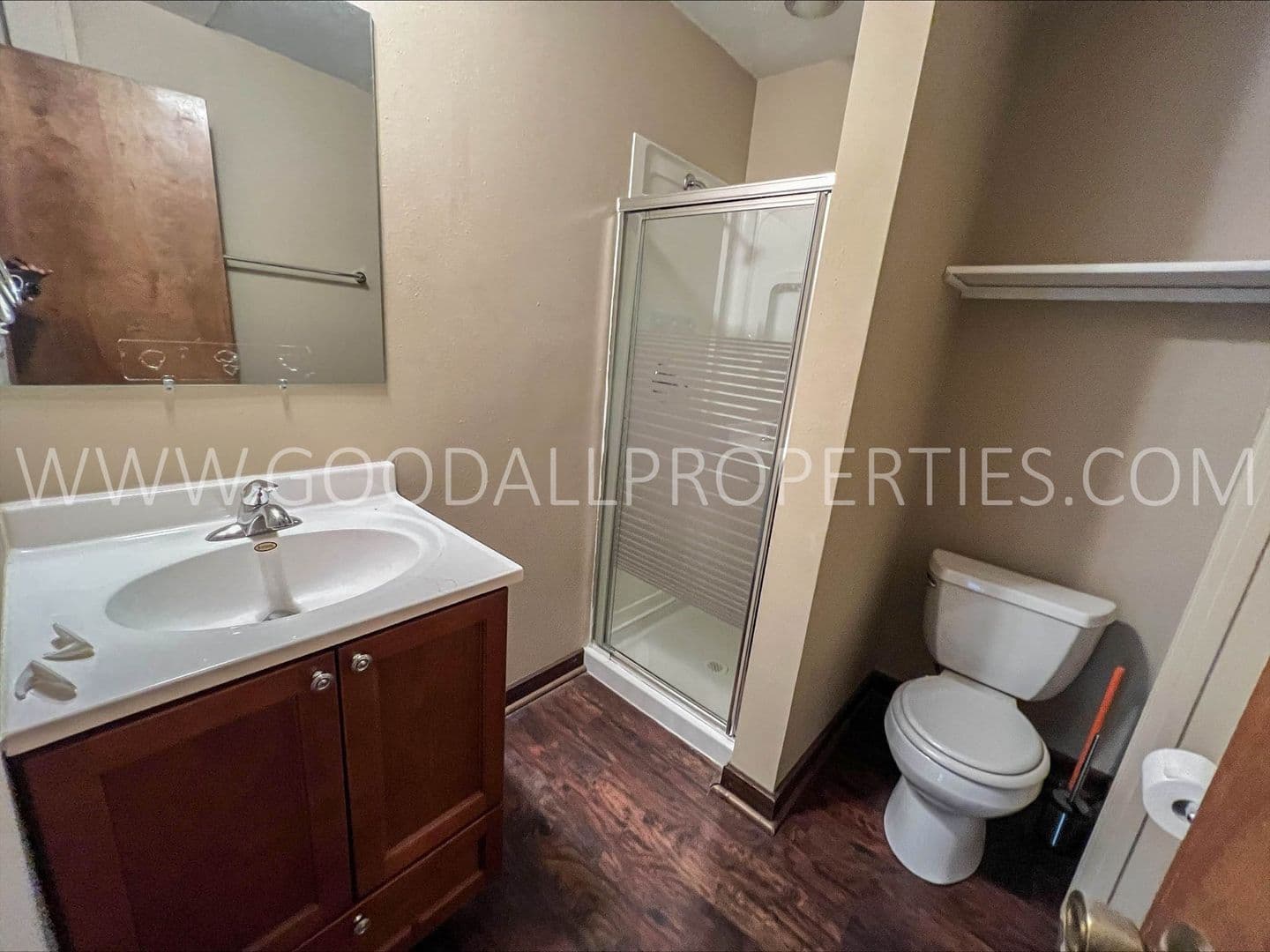 Clive House: 10390 Clark Street