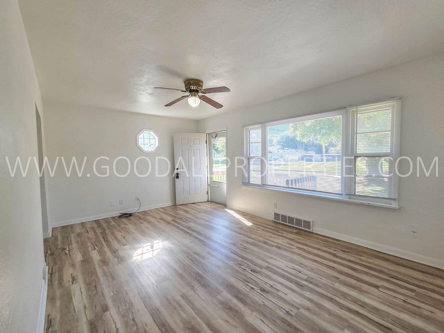 Des Moines House: 3409 SE 8th Street