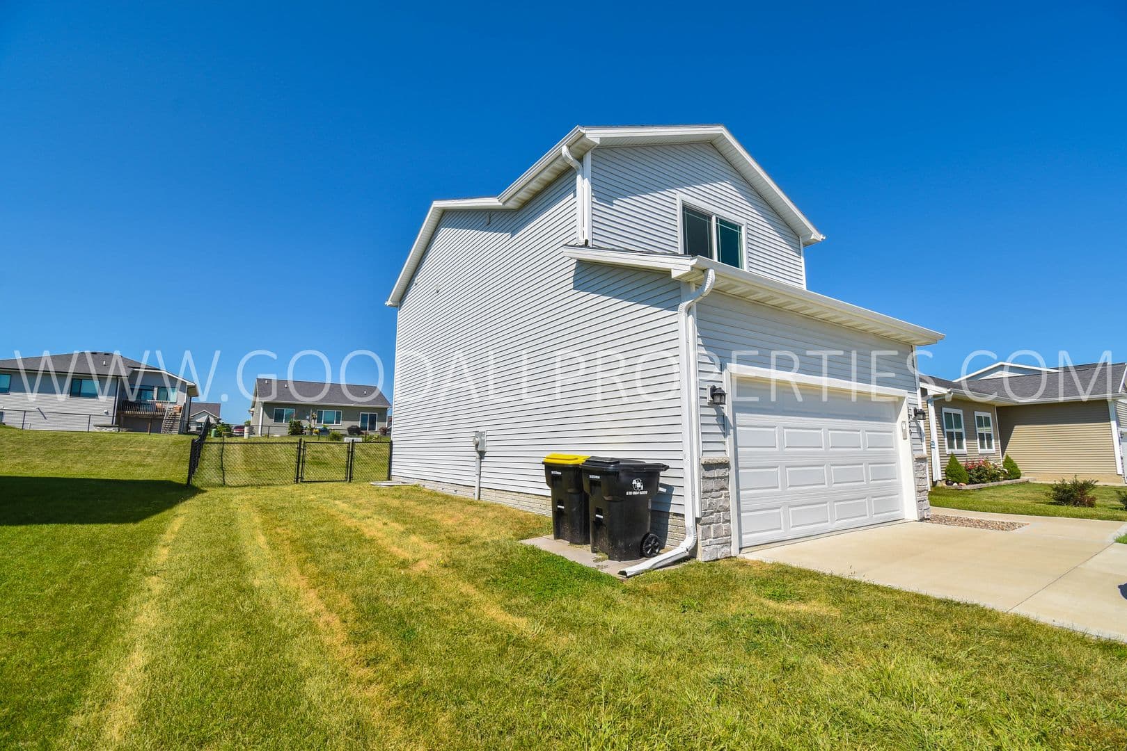 Adel House: 1920 Southbridge Dr