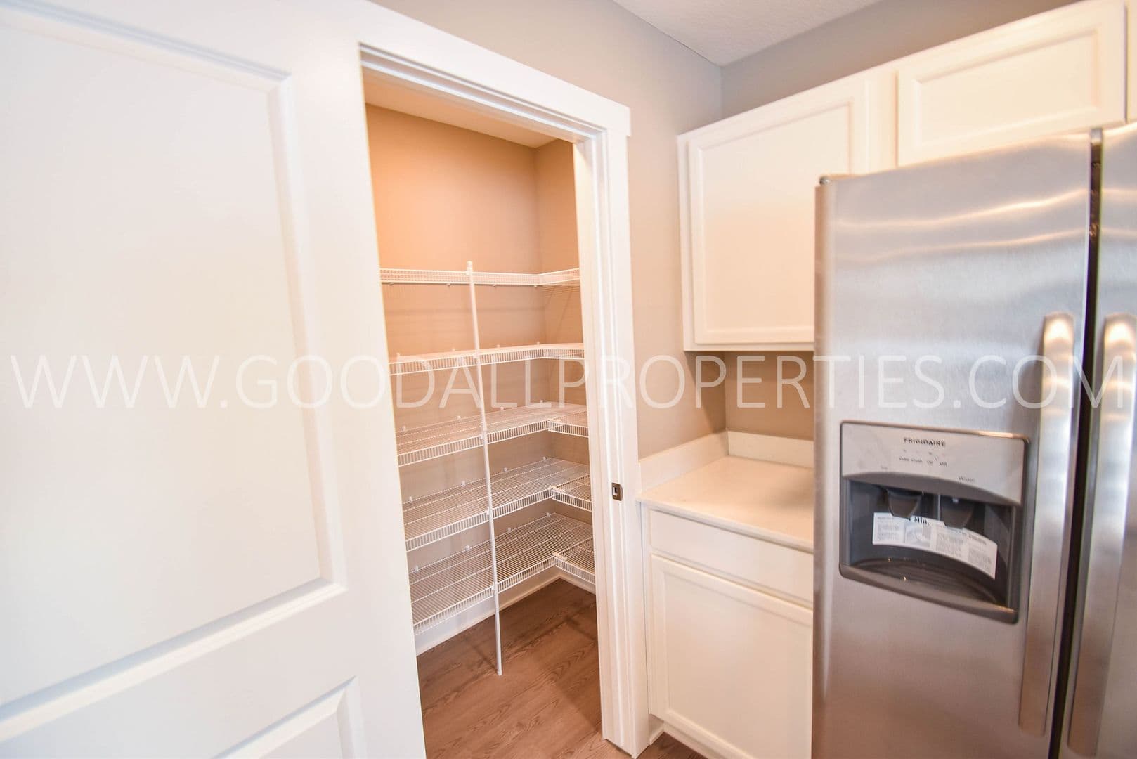 Adel House: 1920 Southbridge Dr