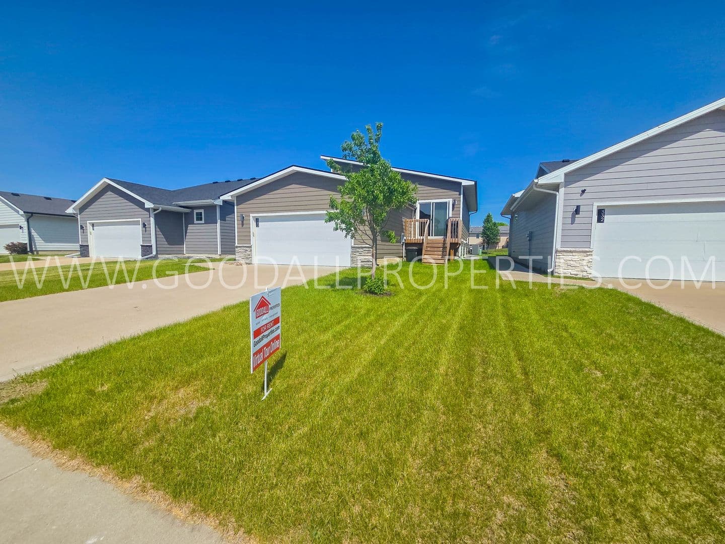 Waukee House: 342 N Warrior Lane