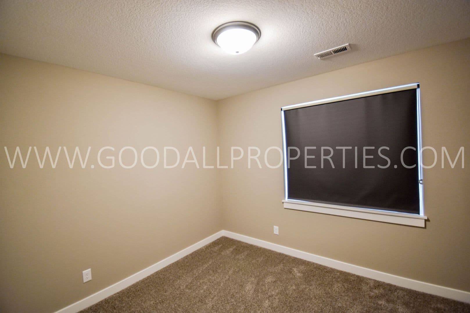 Adel House: 1920 Southbridge Dr