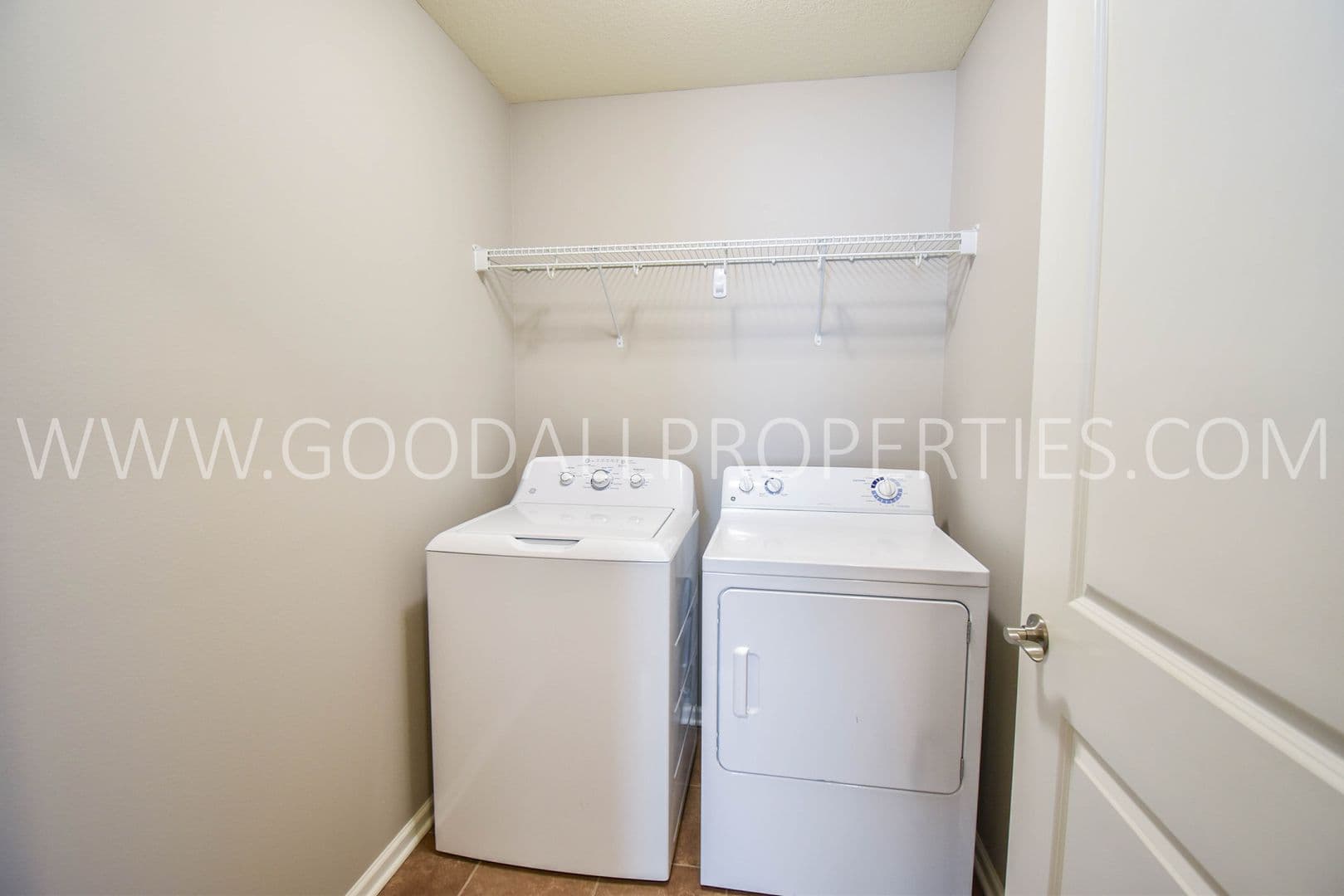 Waukee Townhome: 1255 SE Waddell Way