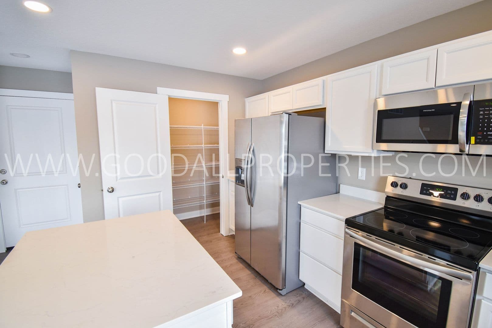 Adel House: 1920 Southbridge Dr