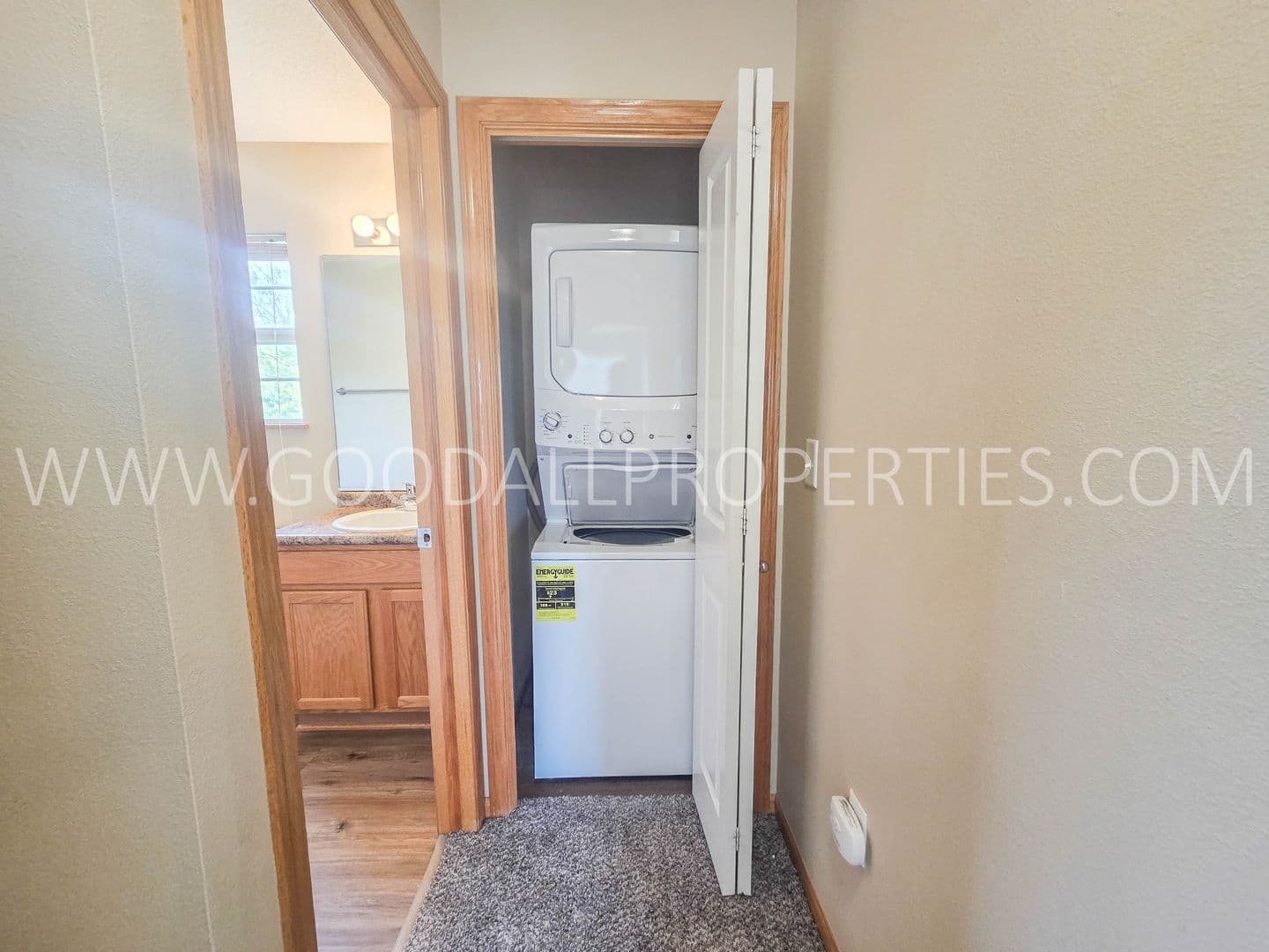 Urbandale Townhome: 15305 Townsend Avenue