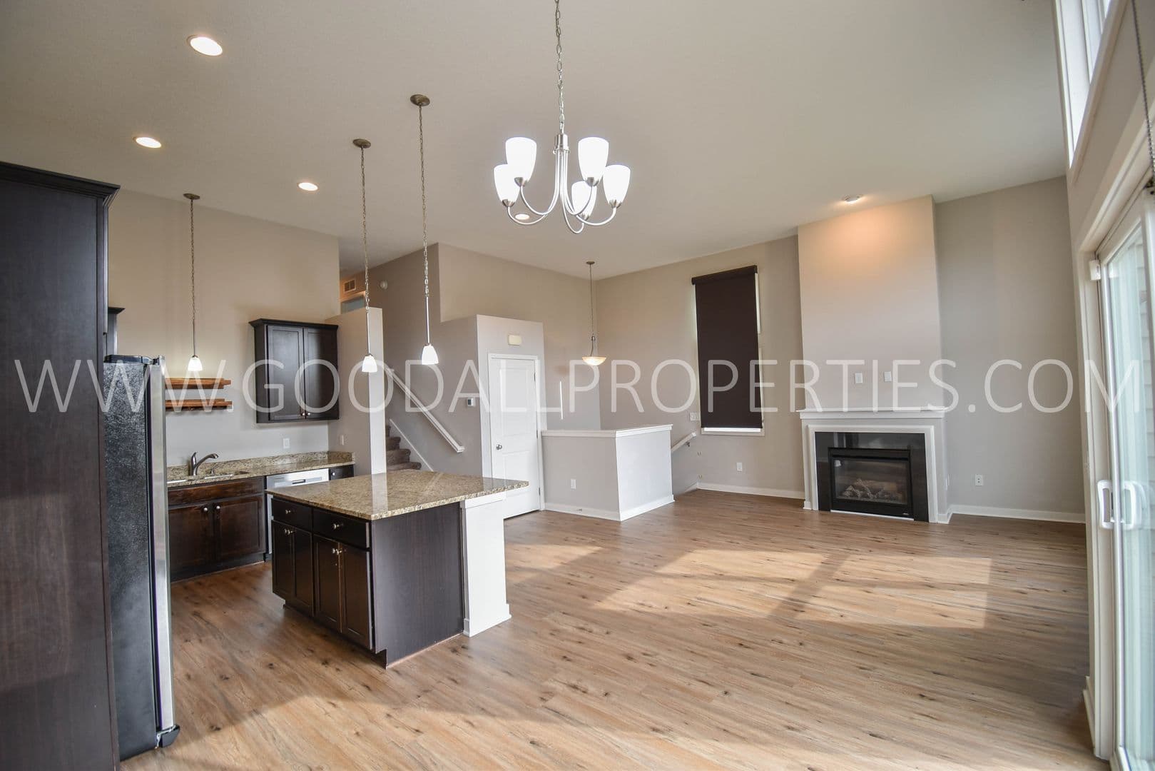 West Des Moines Townhome: 7890 Cottonwood Lane