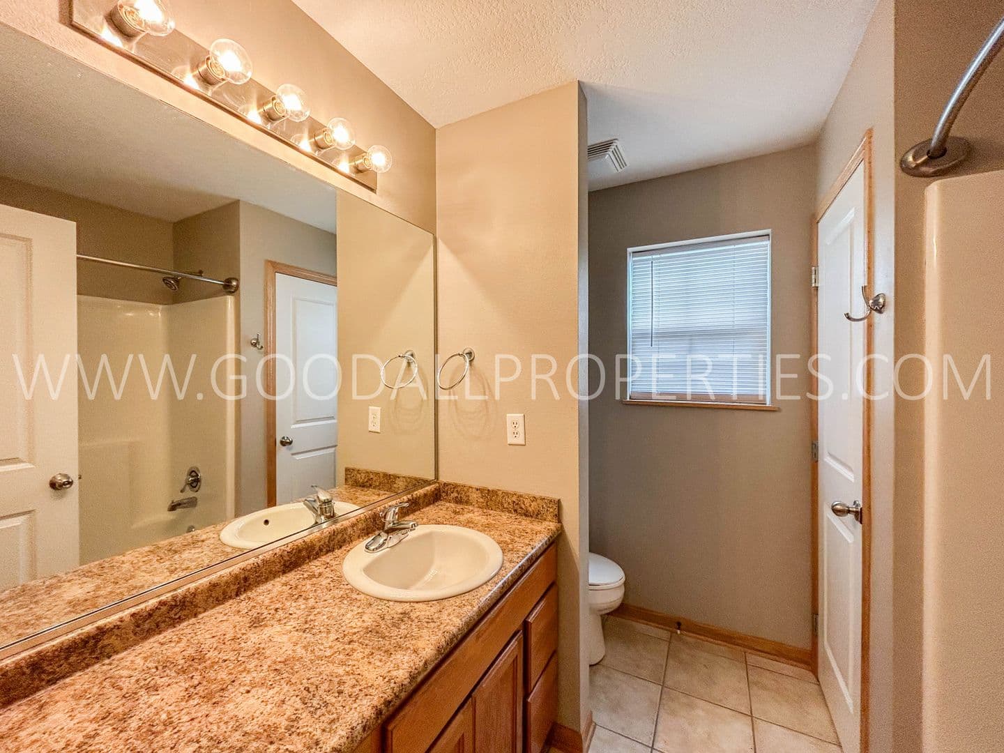 Urbandale Townhome: 4308 153rd Place
