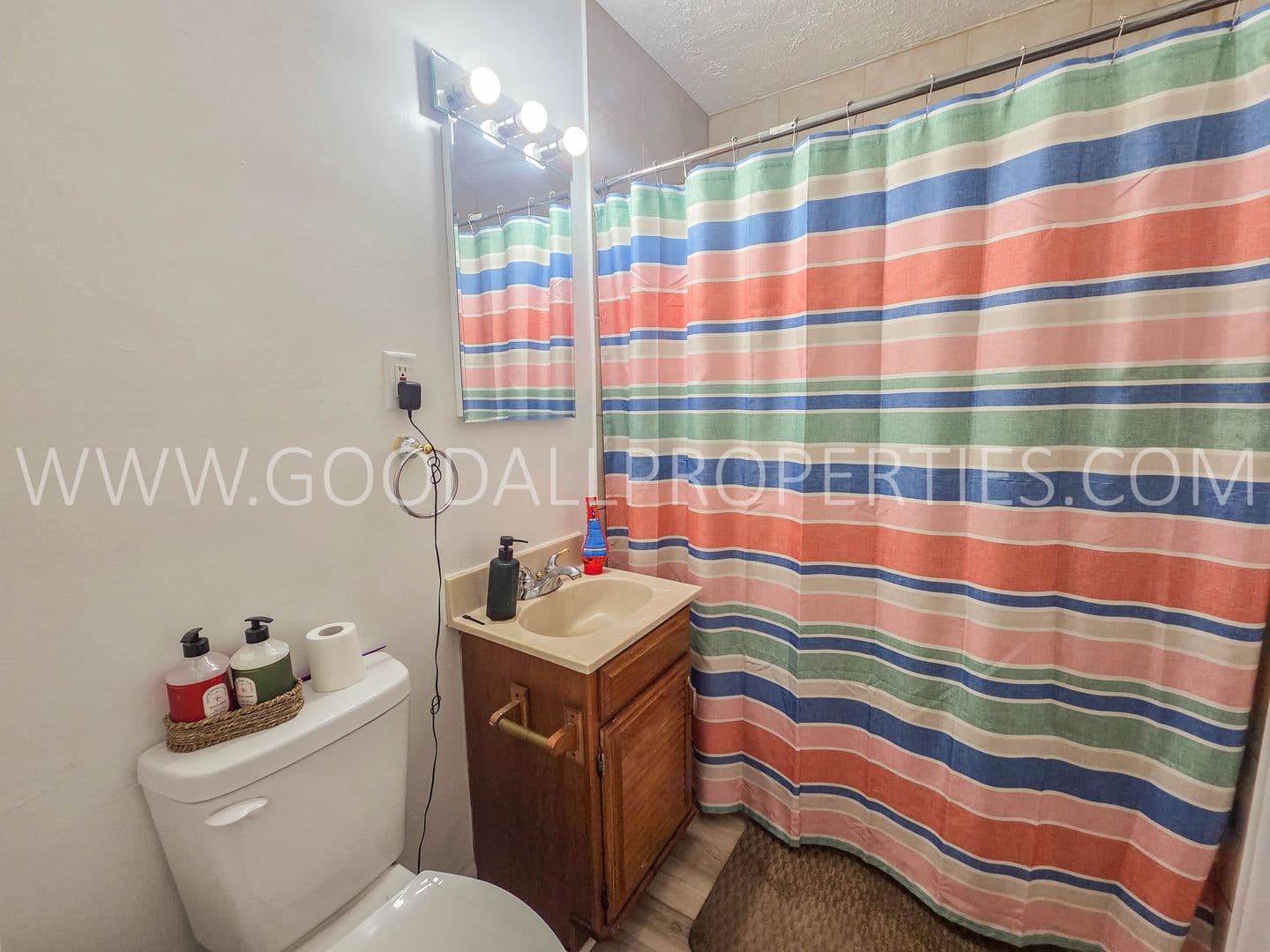 Des Moines House: 3409 SE 8th St
