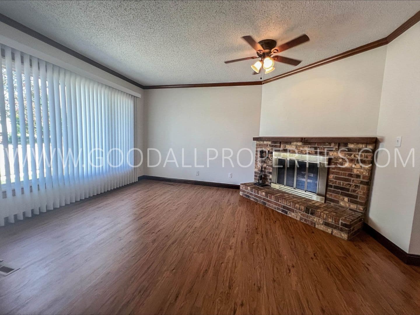 Clive House: 10390 Clark Street