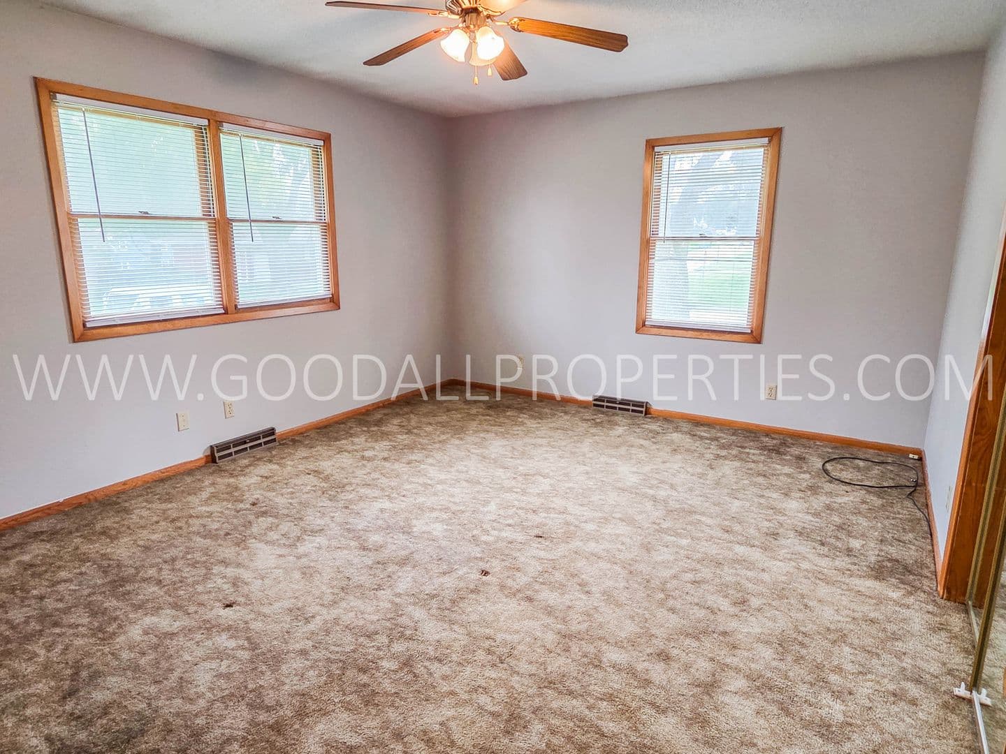 Perry House: 2412 Evelyn Street