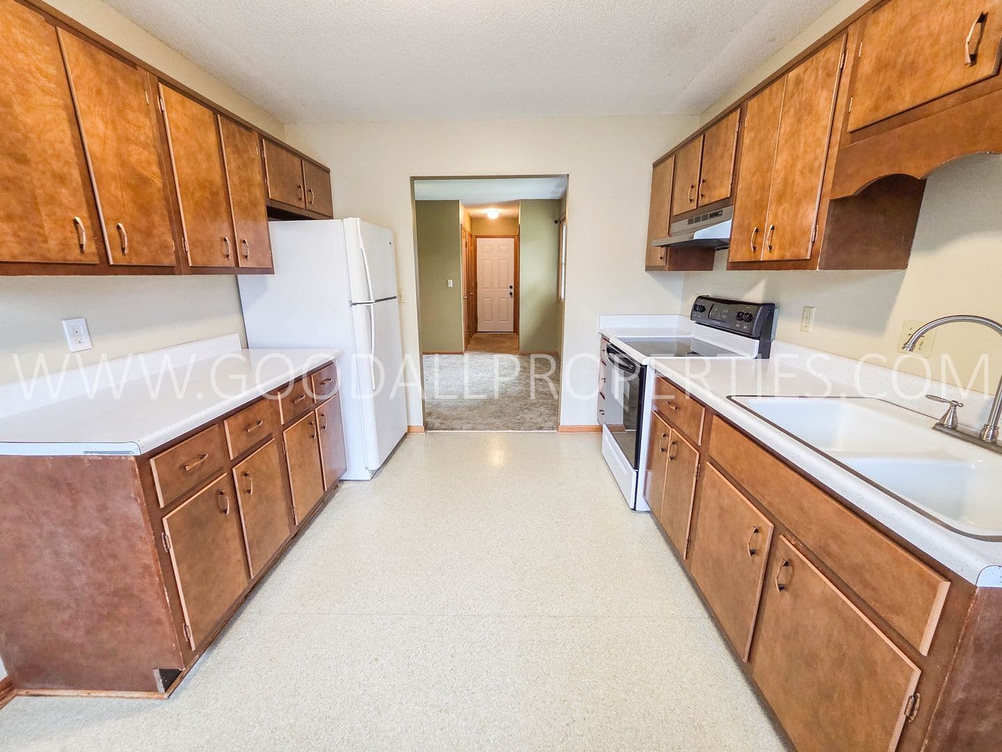 Perry House: 2412 Evelyn Street