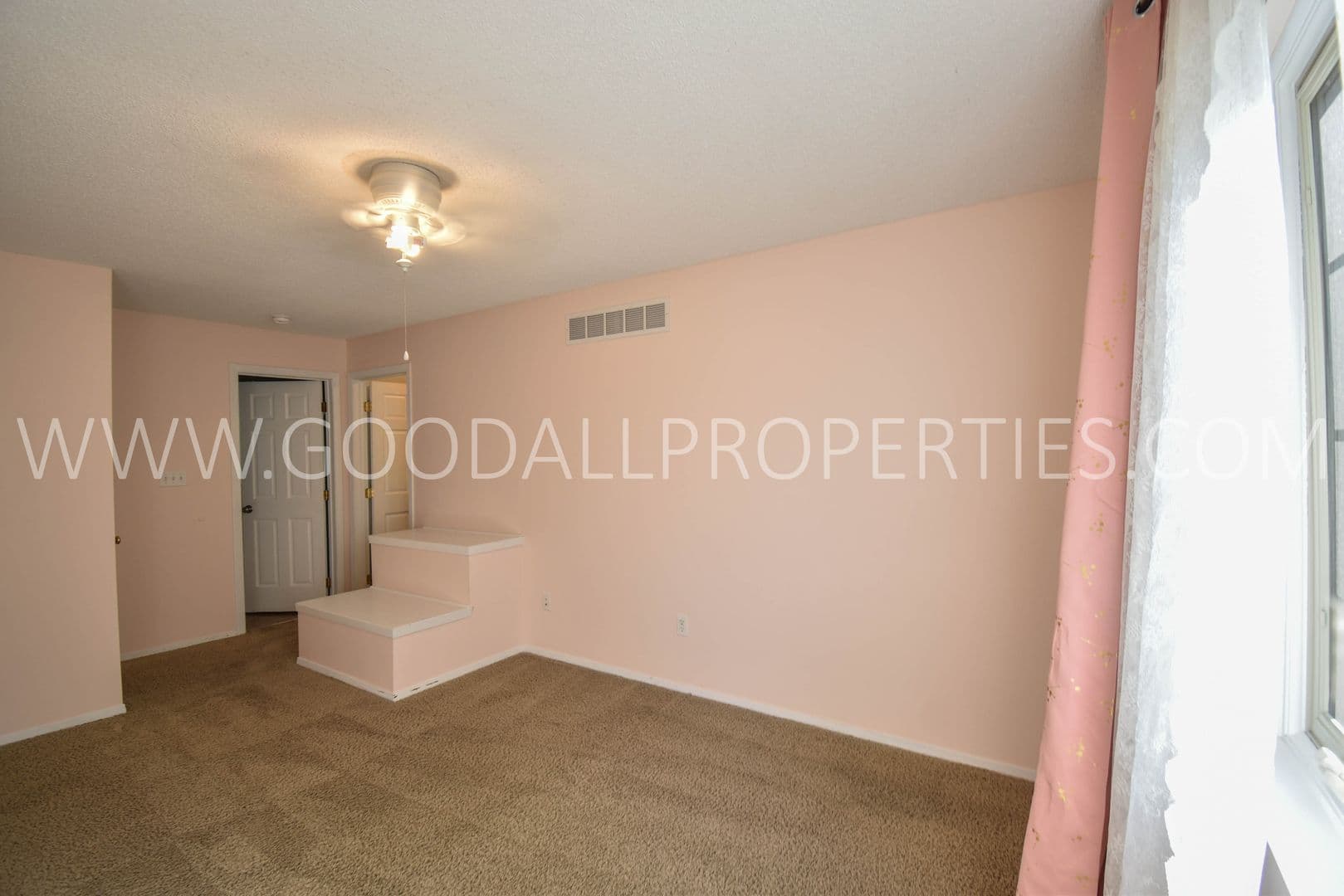 Des Moines Townhome: 6001 Creston Ave Unit 31