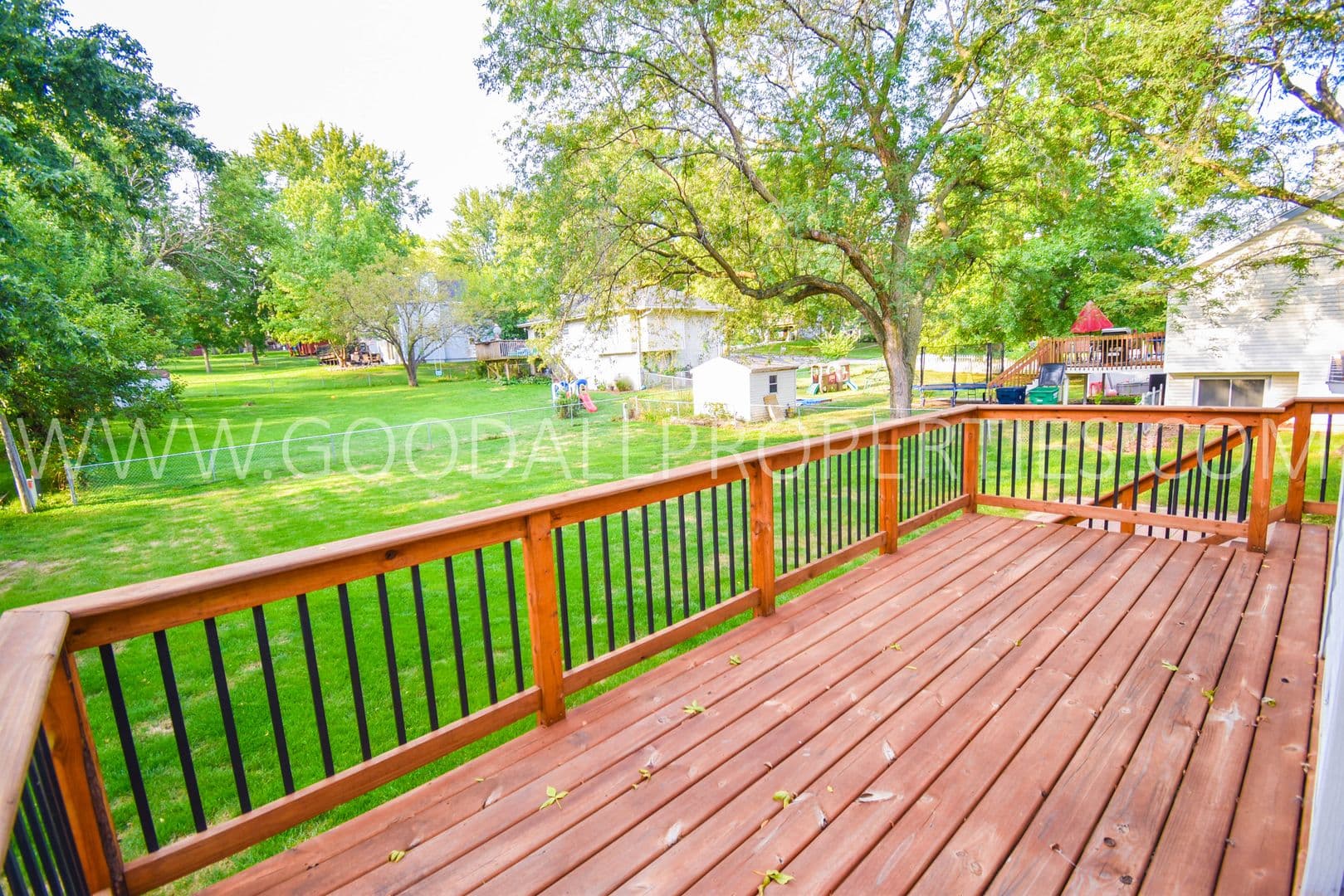 Urbandale House: 9312 Monroe Court