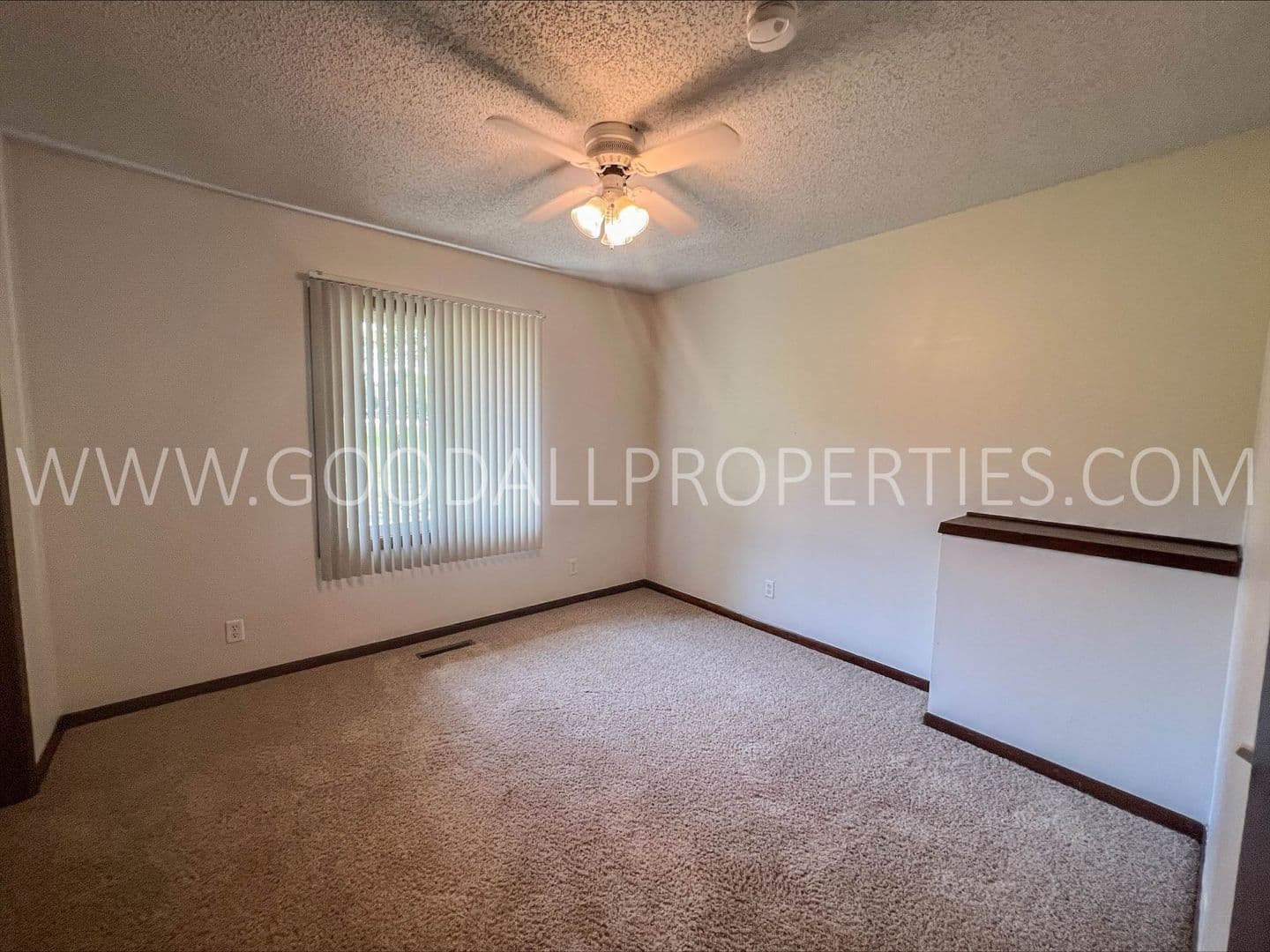 Clive House: 10390 Clark Street