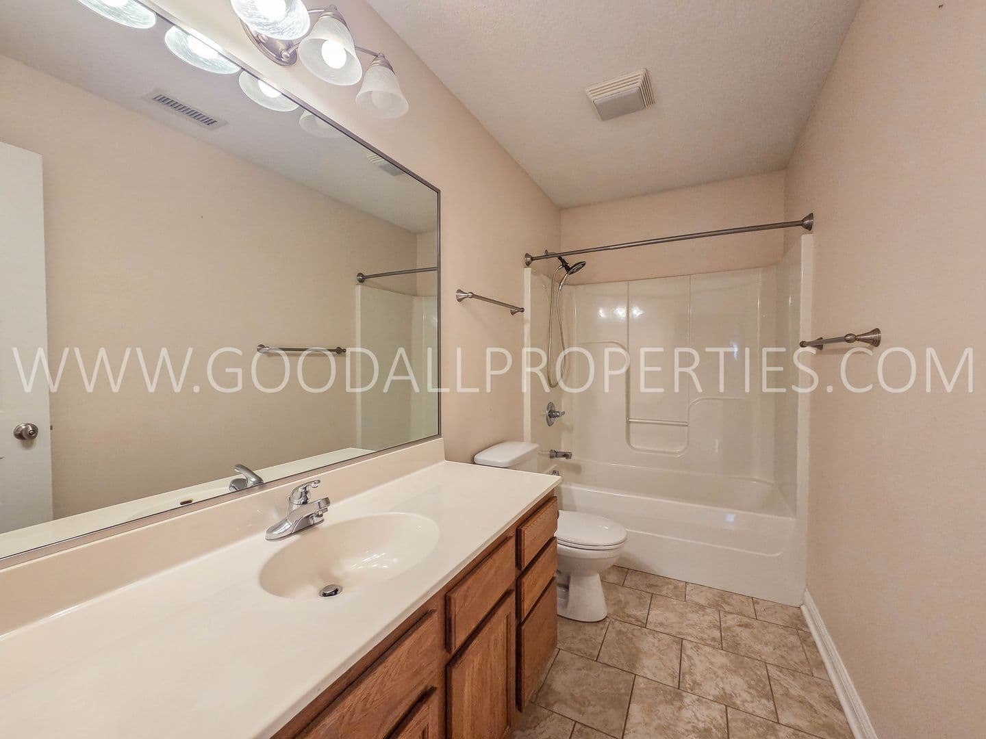Waukee Townhome: 1990 SE Parkview Crossing Dr