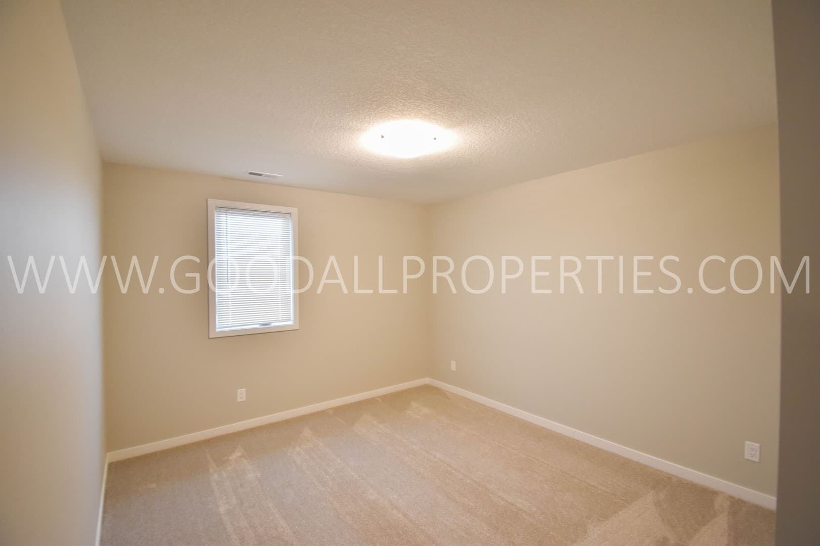 Clive Townhome: 16609 Wilden Dr