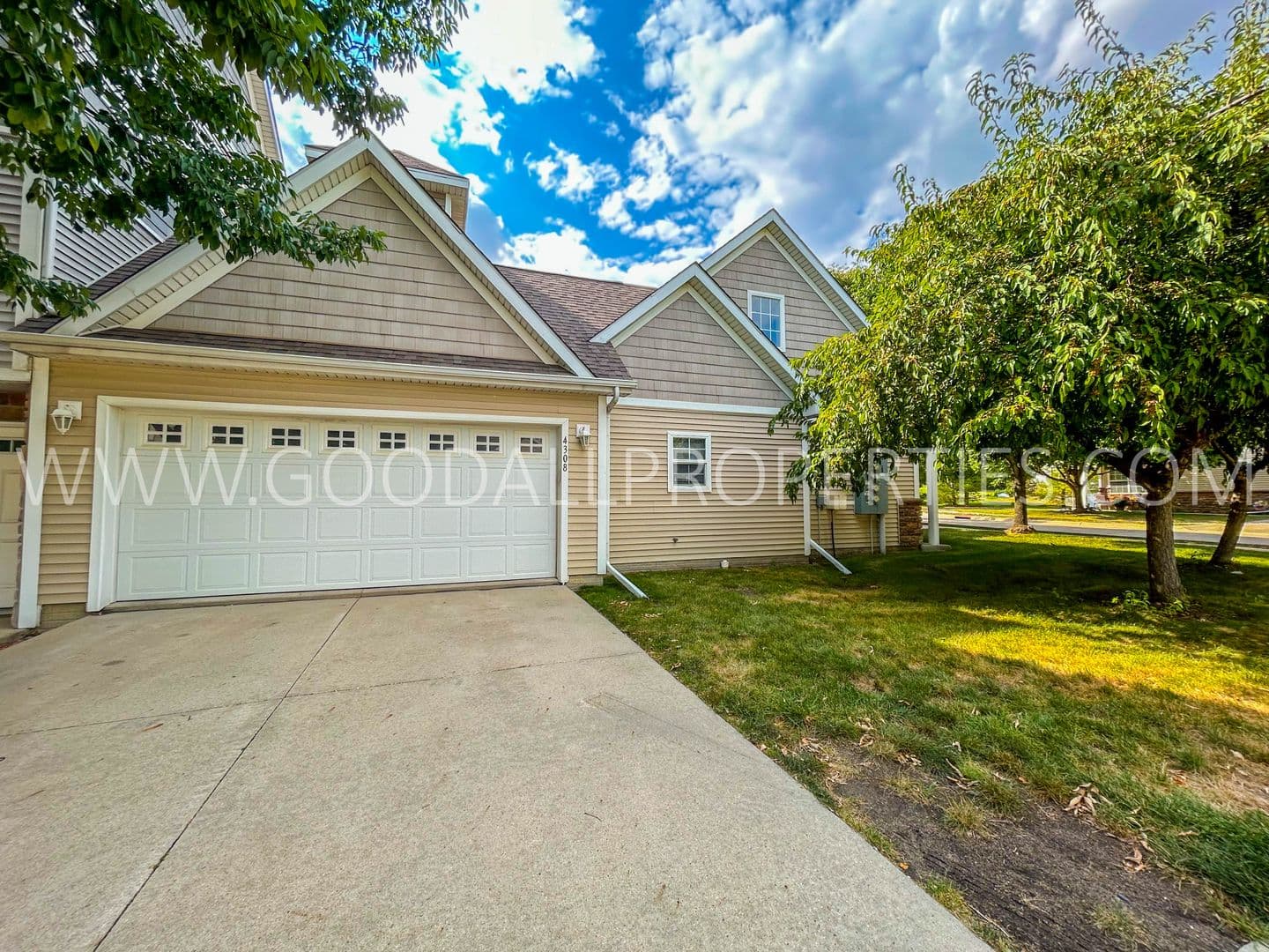 Urbandale Townhome: 4308 153rd Place