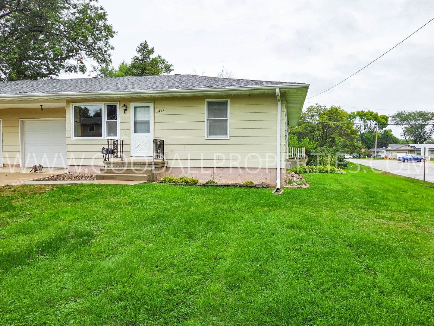 Perry House: 2412 Evelyn Street