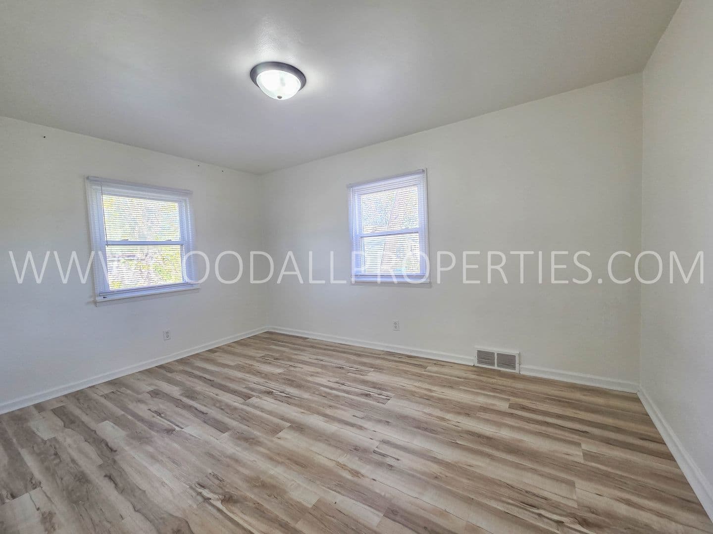 Des Moines House: 3409 SE 8th Street