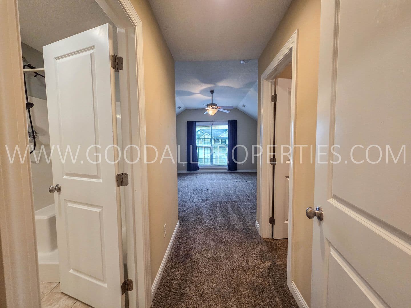 Waukee Townhome: 1990 SE Parkview Crossing Dr
