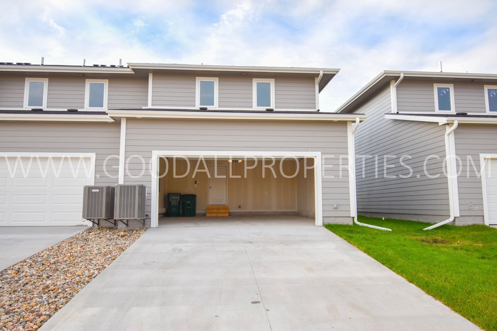 Clive Townhome: 16609 Wilden Dr
