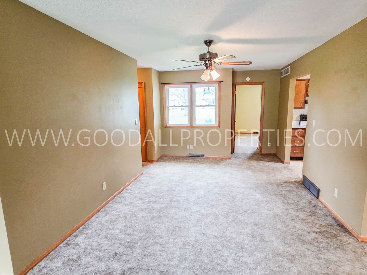 Perry House: 2412 Evelyn Street