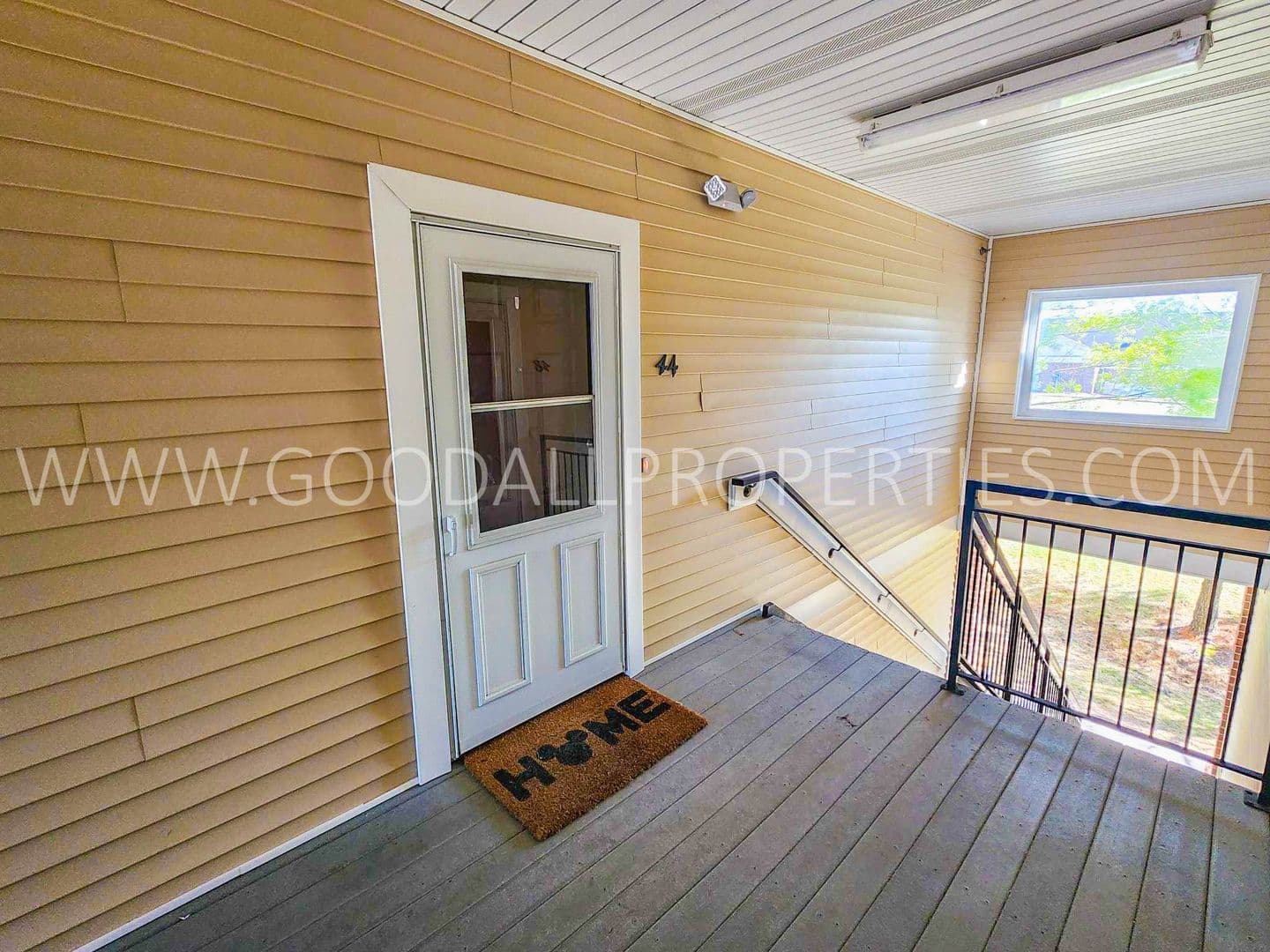 Waukee Condo: 1760 SE LA Grant Pkwy #44
