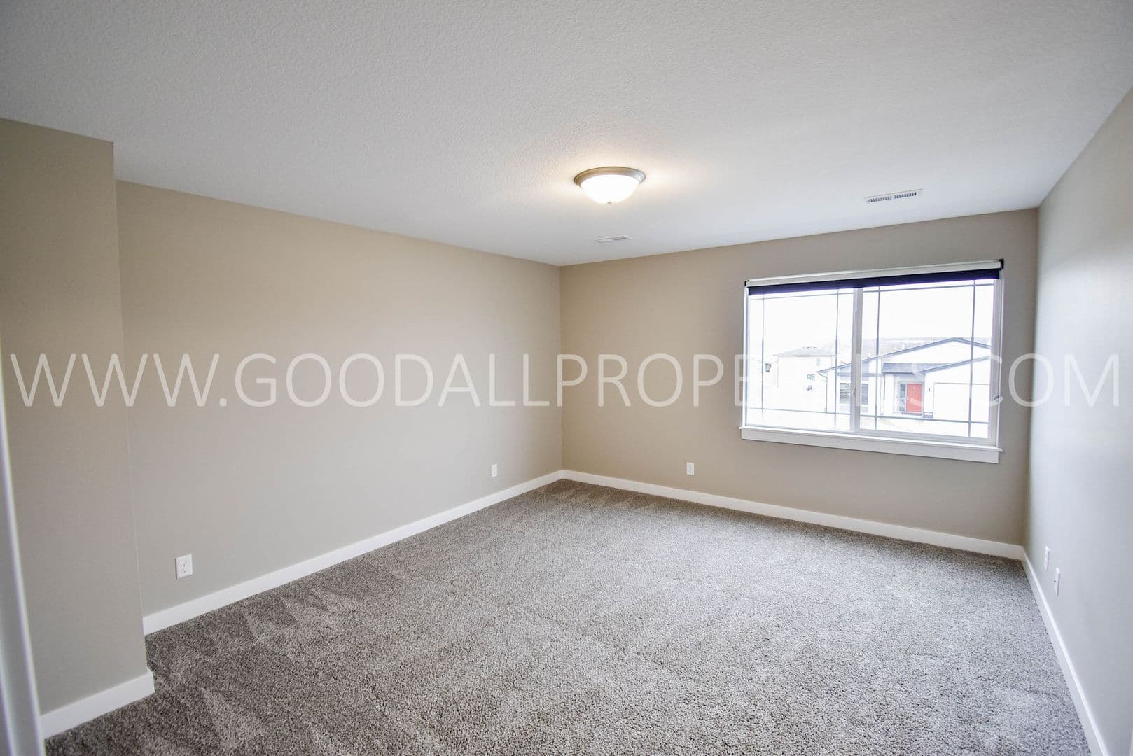 Adel House: 1920 Southbridge Dr