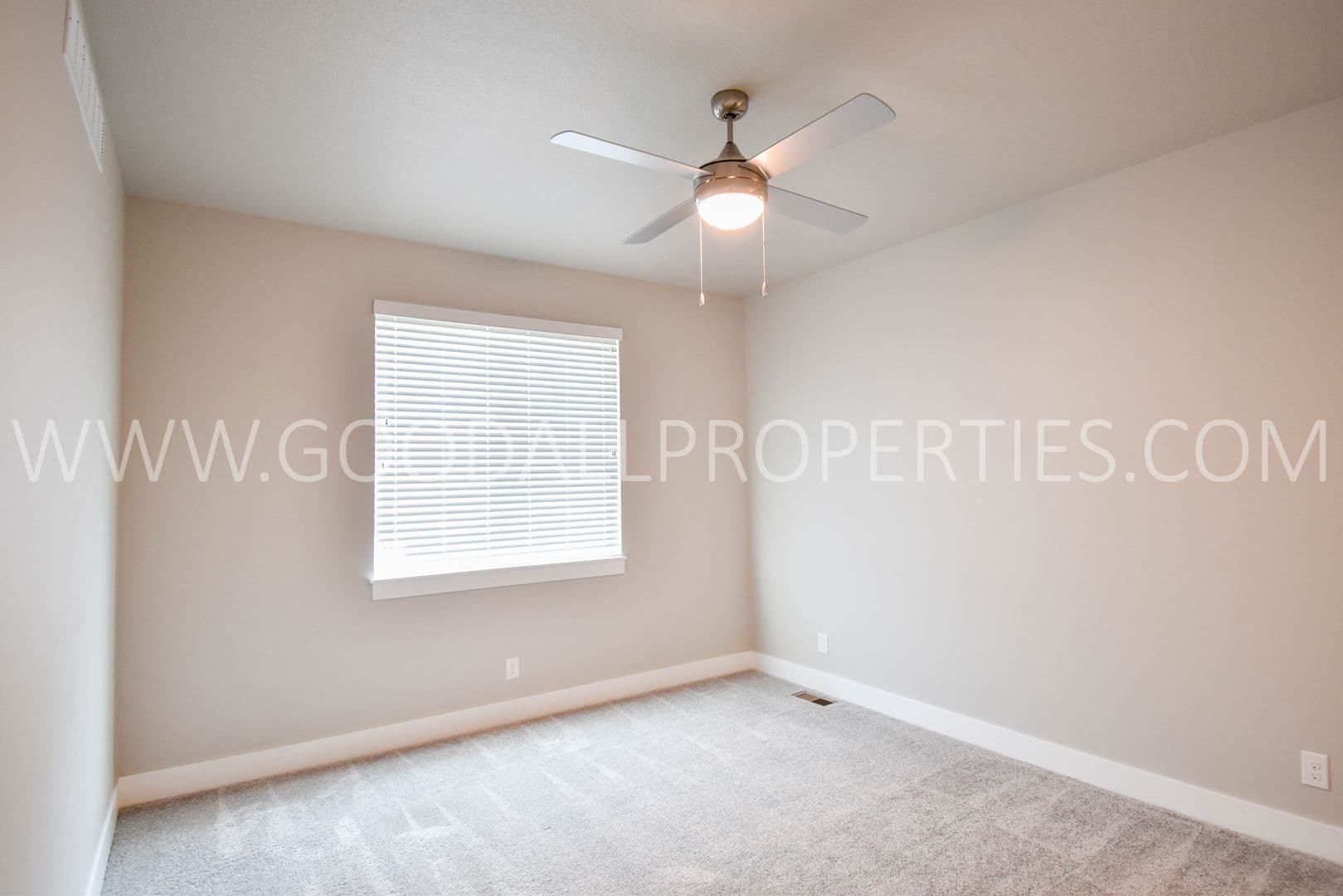 Waukee House: 342 N Warrior Lane