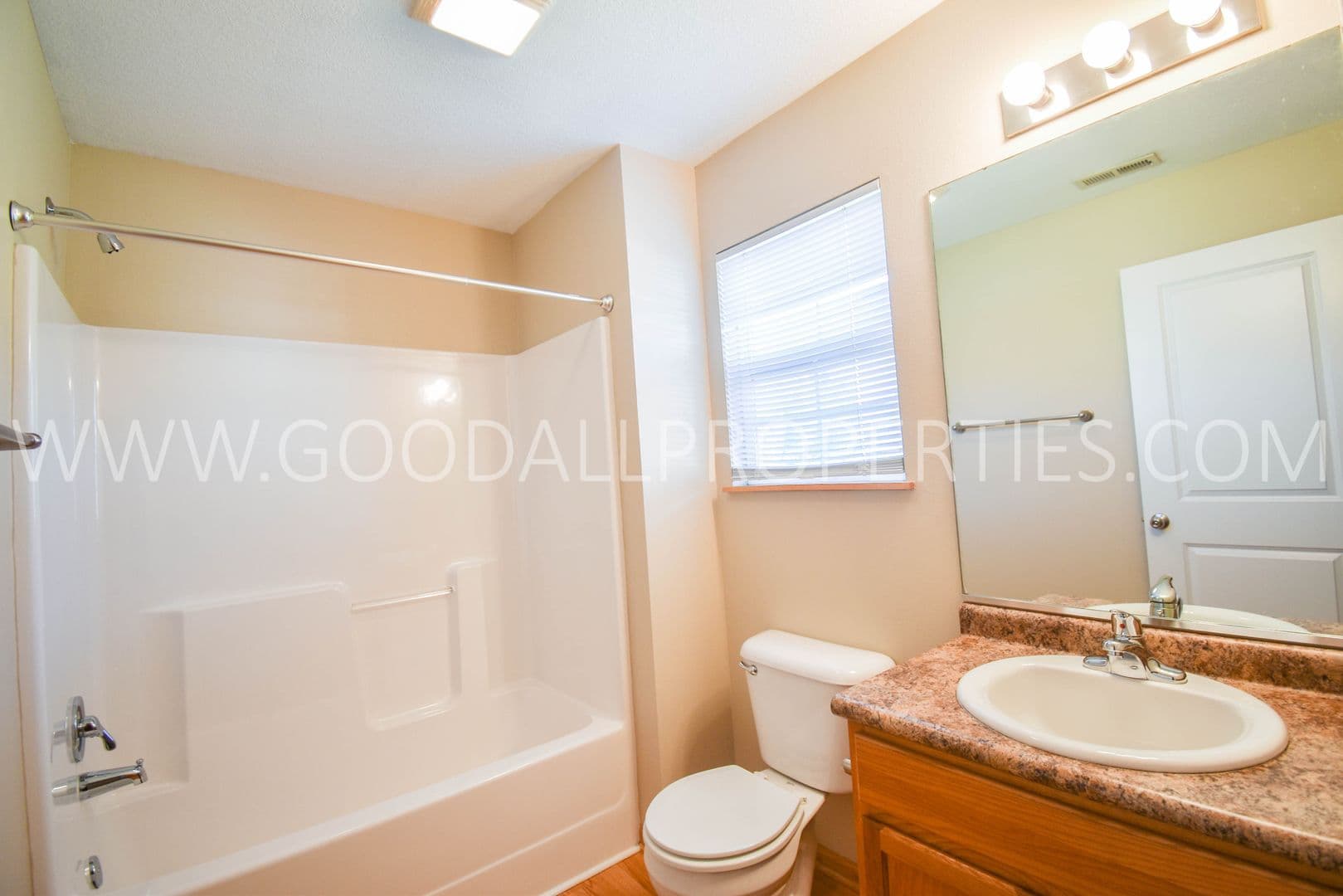 Urbandale Townhome: 4316 153rd Street