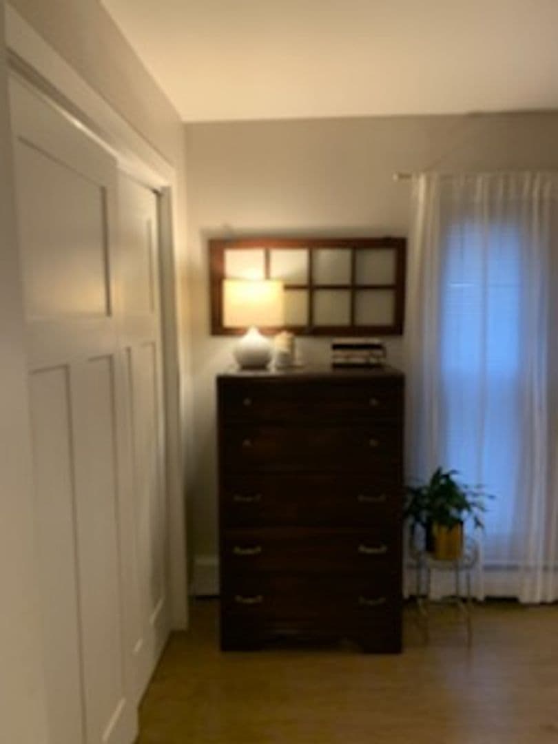 Milwaukee Apartment: 2019 N Farwell Ave