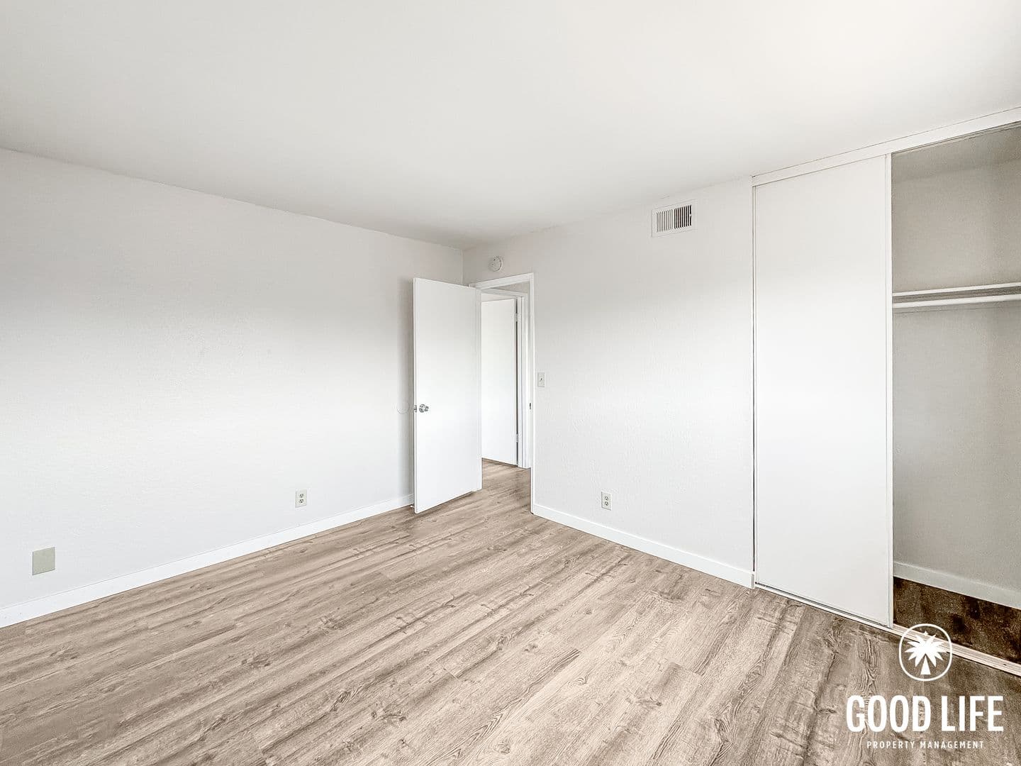 Spring Valley Townhome: 2018 Hawkins Way Unit A