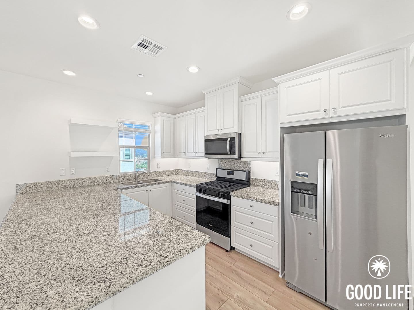 San Marcos Townhome: 866 Slate St