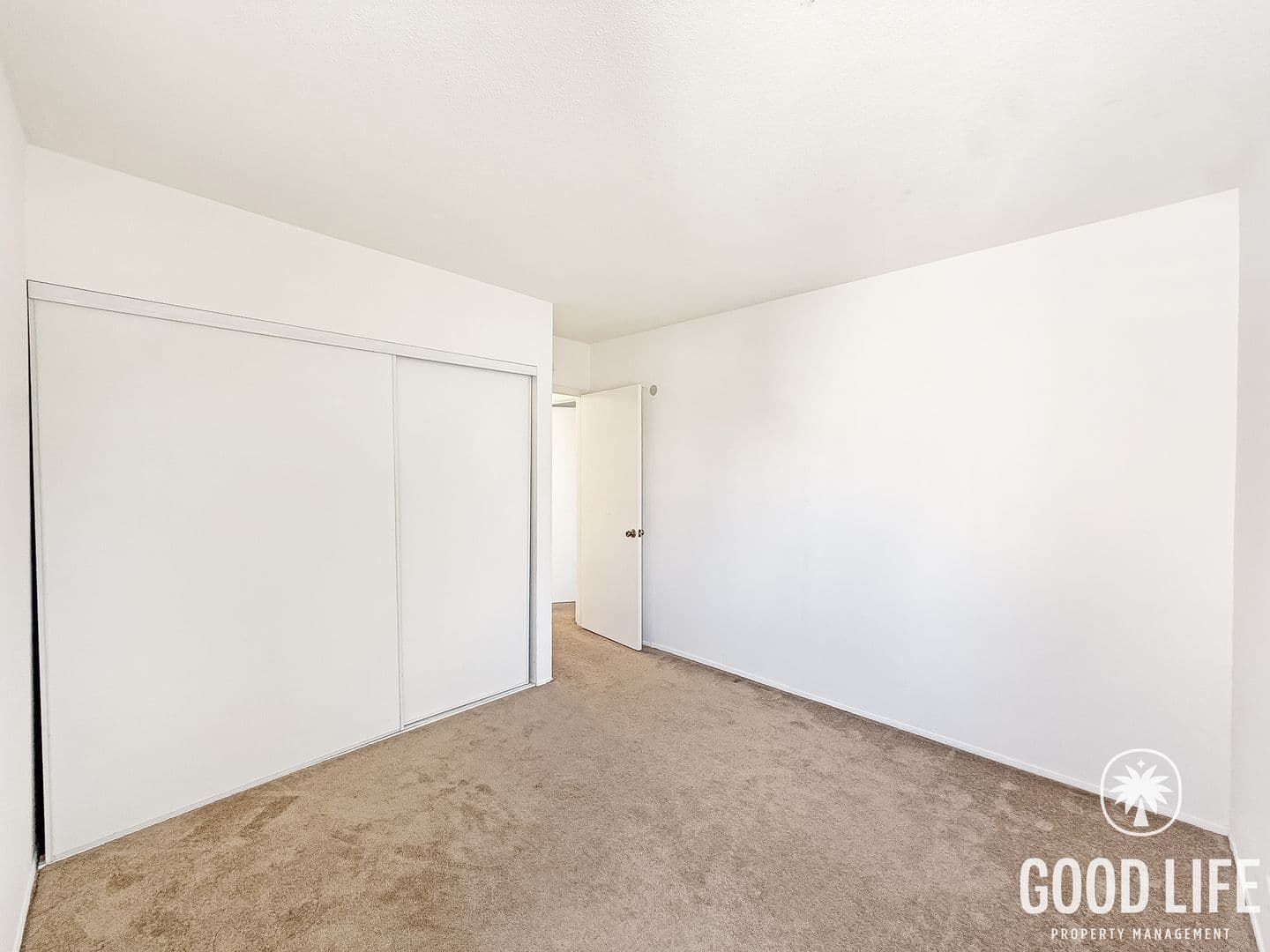 La Jolla Townhome: 8310 Via Sonoma Unit 112