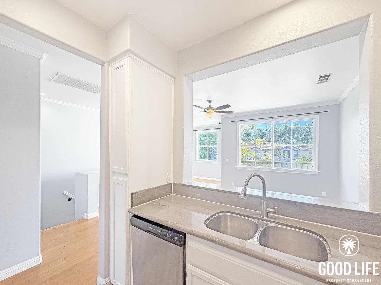 Carlsbad Townhome: 6090 Paseo Salinero