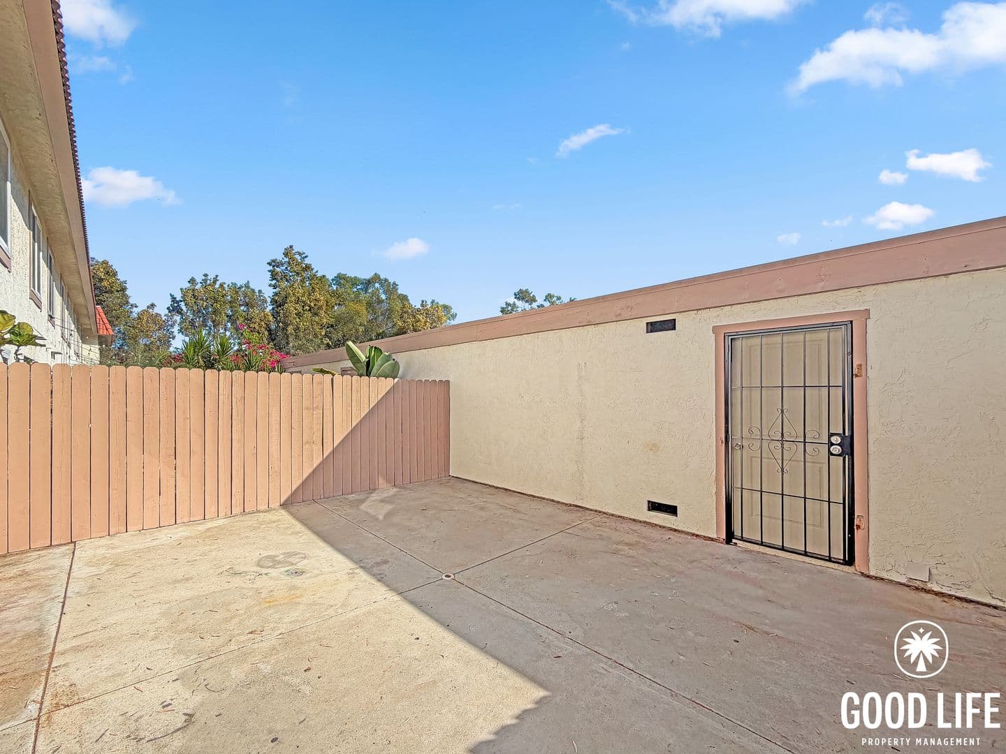 Carlsbad Townhome: 3033 Via Sabinas