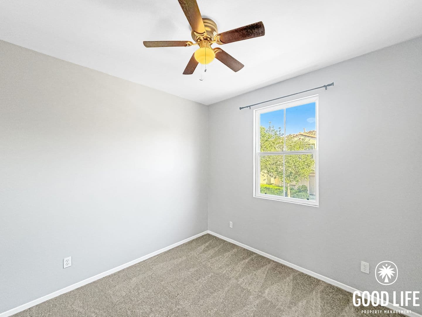 Carlsbad Townhome: 6090 Paseo Salinero