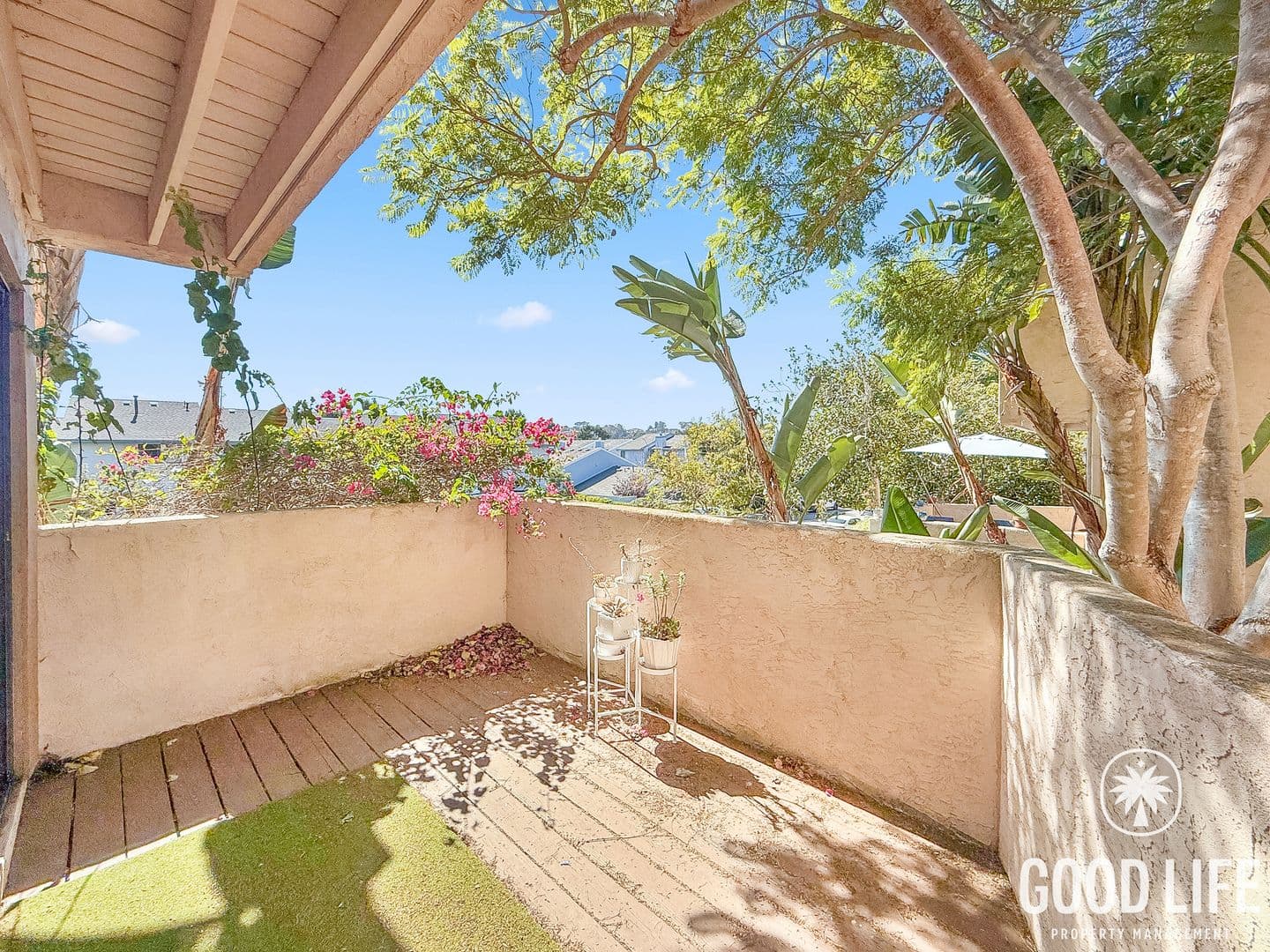 La Jolla Townhome: 8310 Via Sonoma Unit 112
