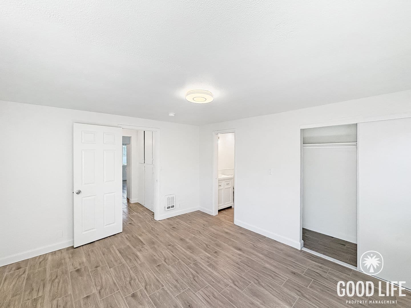 Vista Apartment: 523 N Citrus Ave