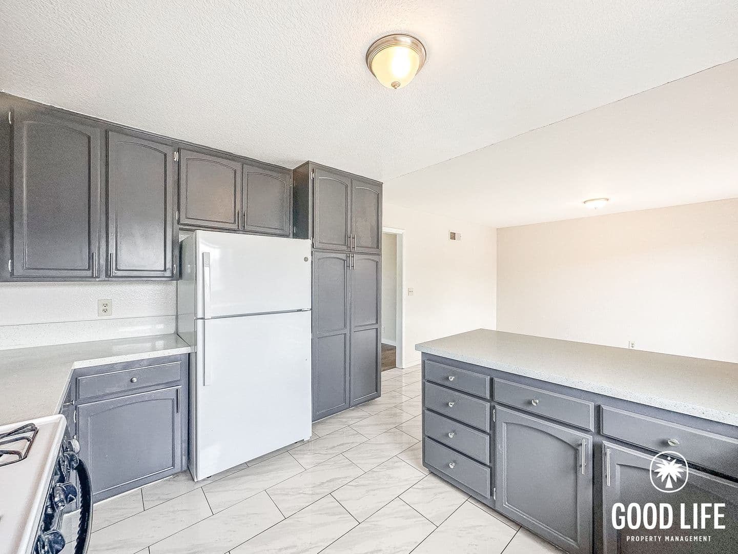 Spring Valley Townhome: 2018 Hawkins Way Unit A