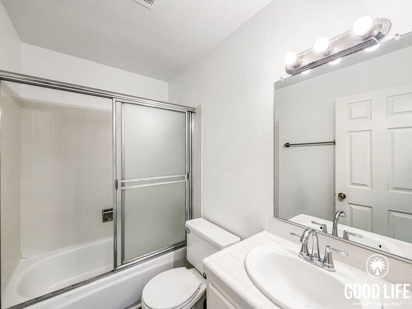 Carlsbad Townhome: 3033 Via Sabinas
