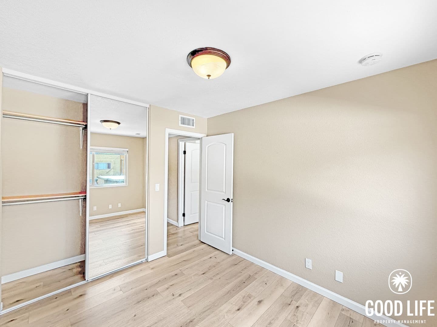 Escondido House: 1407 N Broadway Unit D