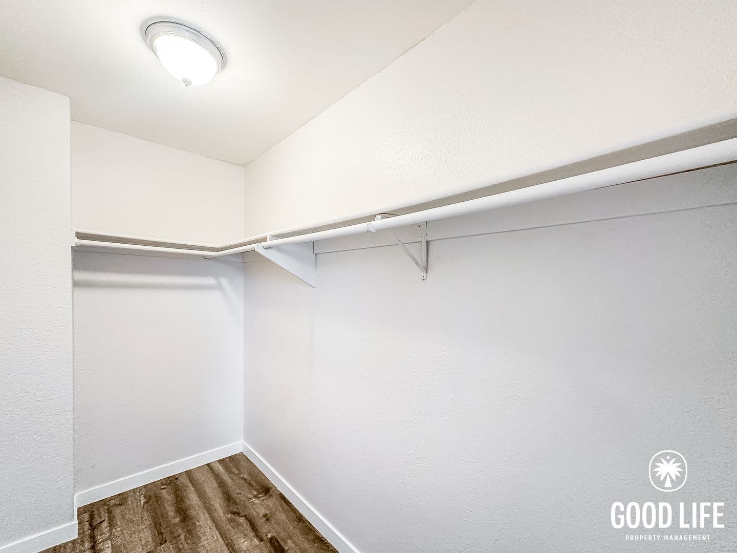 Spring Valley Townhome: 2018 Hawkins Way Unit A