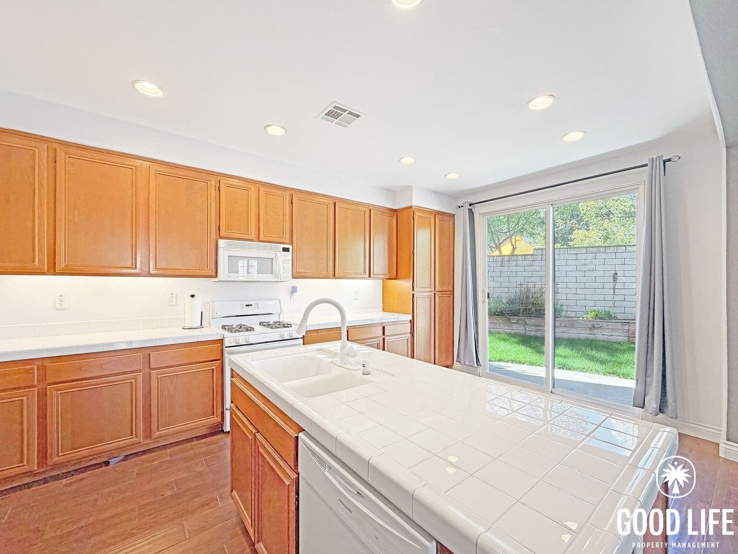 San Marcos House: 448 Camino Hermoso