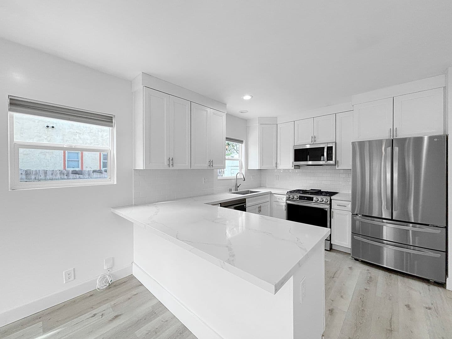San Diego Apartment: 4368 Swift Ave