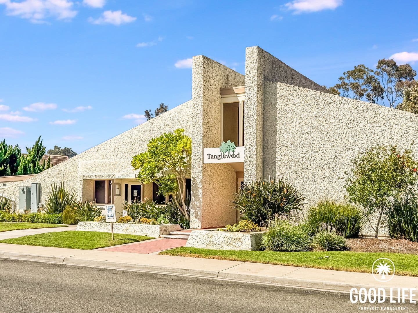 Carlsbad Townhome: 3033 Via Sabinas