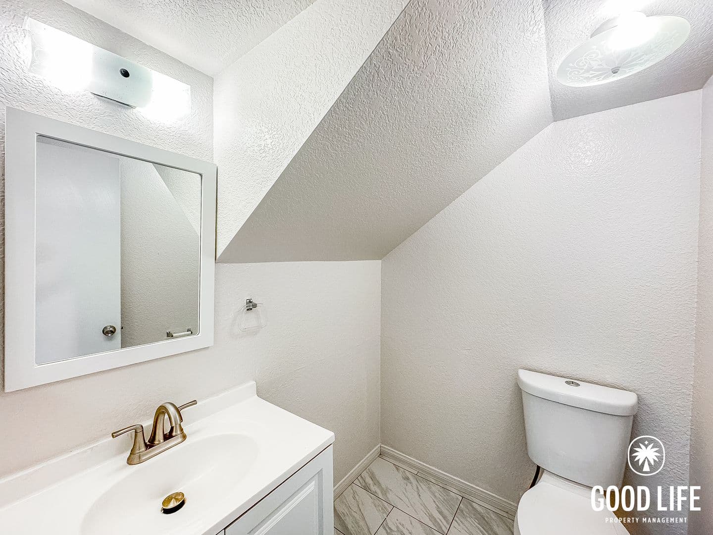 Spring Valley Townhome: 2018 Hawkins Way Unit A