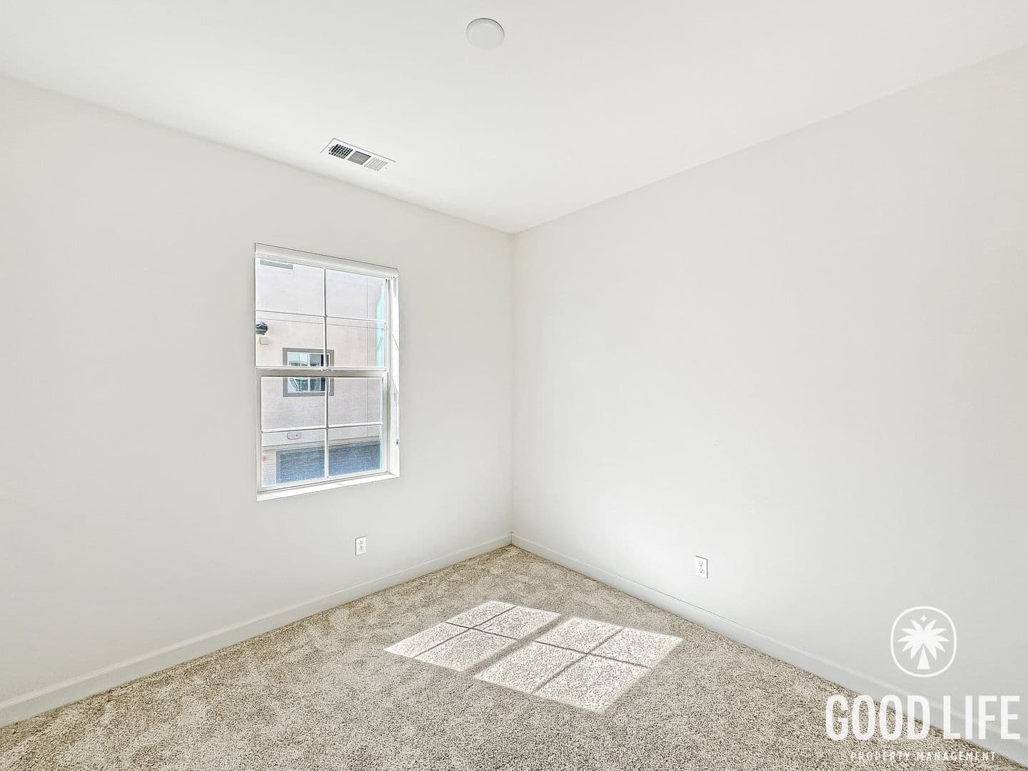 Oceanside Townhome: 4366 Pacifica Way Unit 3