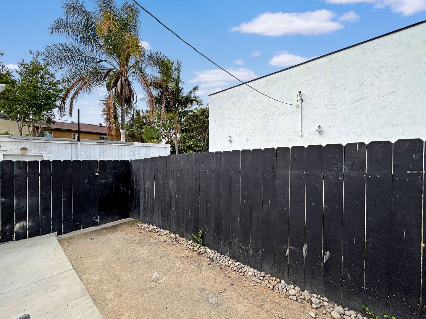 San Diego Apartment: 4368 Swift Ave