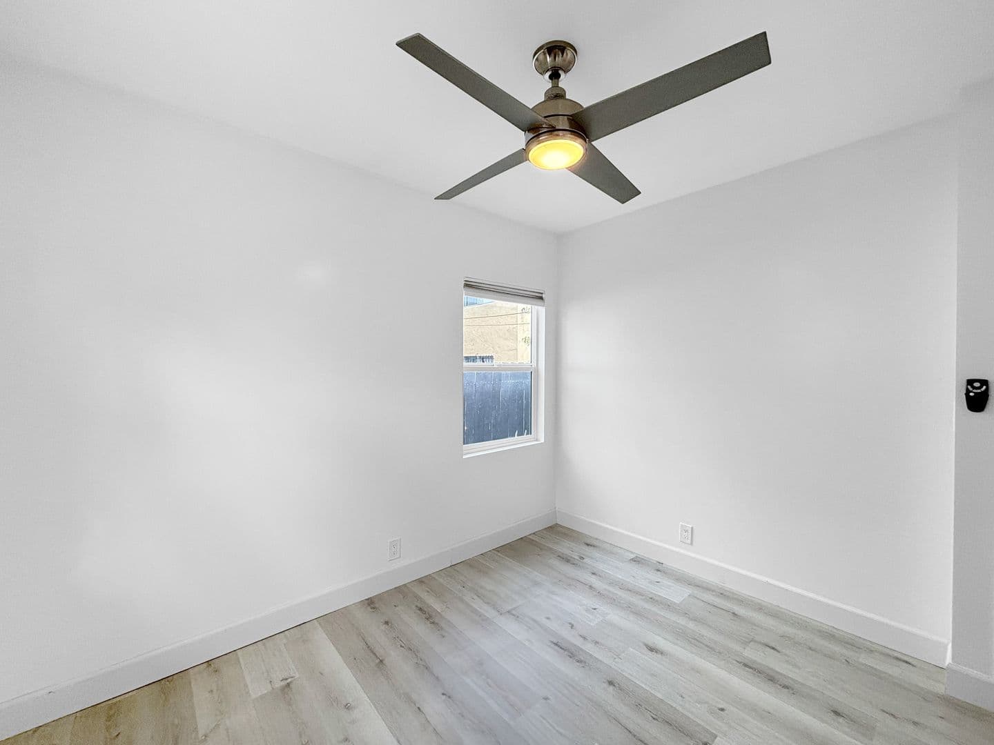 San Diego Apartment: 4368 Swift Ave